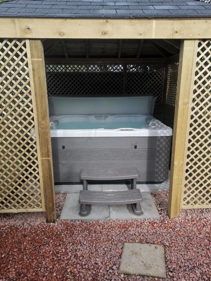 Glenfern Guest House And A Separate Cottage With Its Own Private Hot Tub บัลลอค ภายนอก รูปภาพ