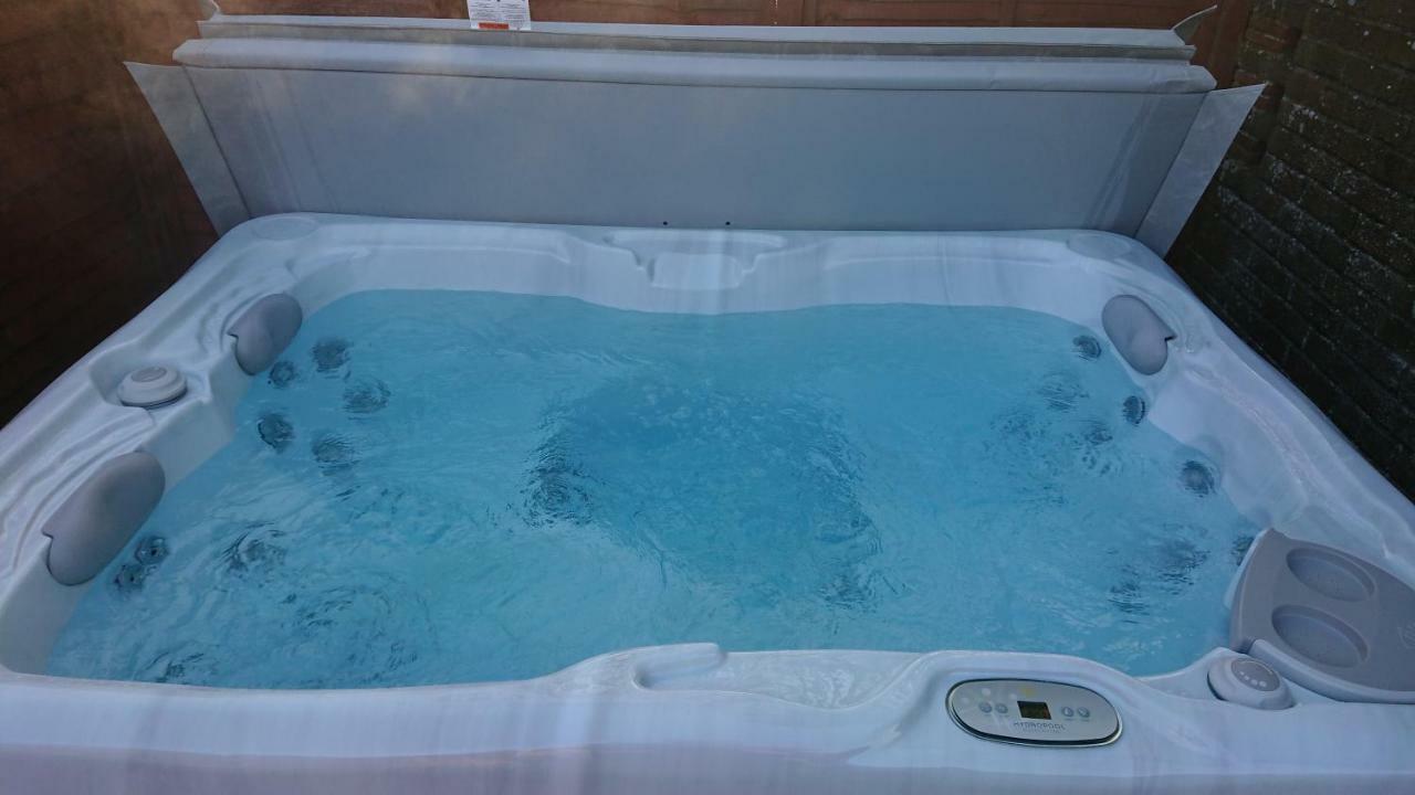 Glenfern Guest House And A Separate Cottage With Its Own Private Hot Tub บัลลอค ภายนอก รูปภาพ
